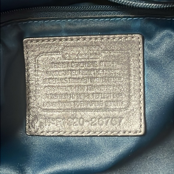 VTG Coach Madison needlepoint Black and Gray Patterned Tote Bag 320-26767 - Picture 11 of 12